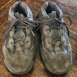 Used Utility Black Yeezy 500